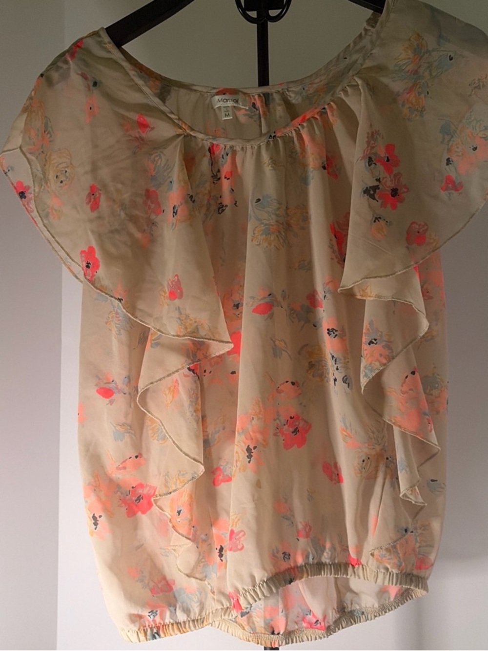 Marisol Floral Ruffle Cap-Sleeve Top in Cream and Coral